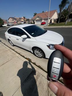Car keys/llaves de autos/key fobs