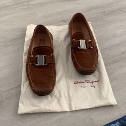 Salvatore Ferragamo Size 8D For Sale