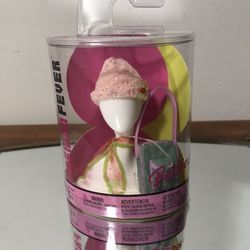 ✔️NWOT 2004 Barbie Fashion Fever Set 🌹   