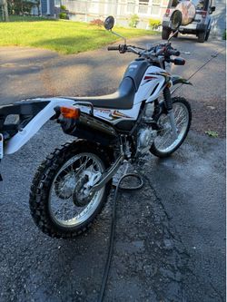 09 Yamaha xt 250
