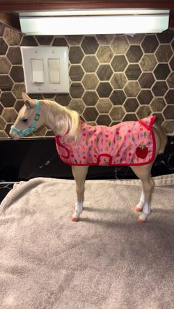 Our. Generation. Horse.   Toy.     Palomino    . Foal  .