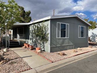 Mobile Home / Manufactured Home
