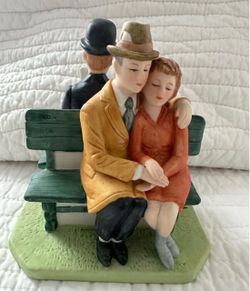 COLLECTIBLE FIGURINES & DECORATIVE STATUES FOR SALE!   Looking for something special to add character and elegance to your home? Discover beautiful co