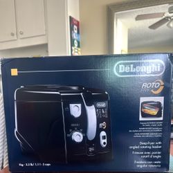 New Air Fryer ,DeLonghi  In Box 