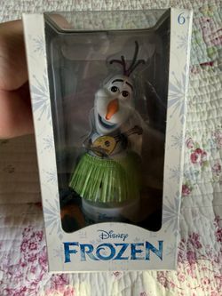 Disney’s Olaf Bobble Figure