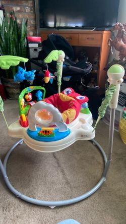 Baby jumper price 20$. Pick up. E.  Side. Tacoma