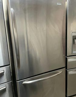 Stainless Steel Amana Fridge Bottom Freezer