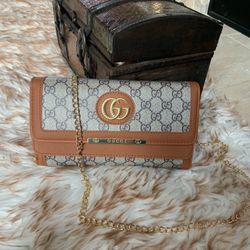 Crossbody 