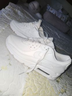 $80 New Air Nike woman size 8 Youth size 6