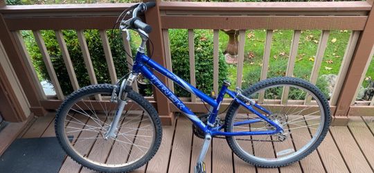 Trek Navigator 200 Mountain Bike