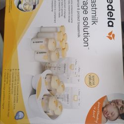 Medela Breastmilk Storage Solution