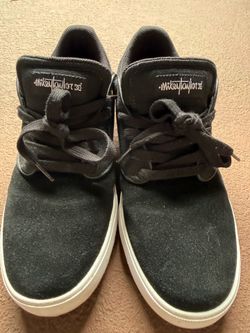 Mikey Taylor DC size 9