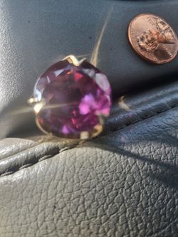  Rim Gold  Rim 18 K Amethyst 