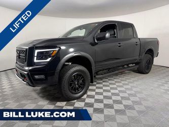 2023 Nissan TITAN