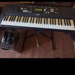 YAMAHA KEYBOARD WITH POWER CORD $160 FINAL PRICE 