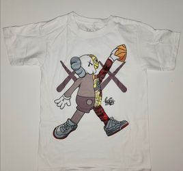 unofficial graphic t-shirt features a distinctive "half-flayed" KAWS Lucky Chica size medium