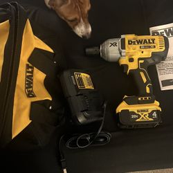 DeWALT 20V MAX XR  Impact Wrench