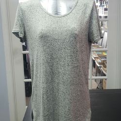 Green Scoop Hem Shirt Size L