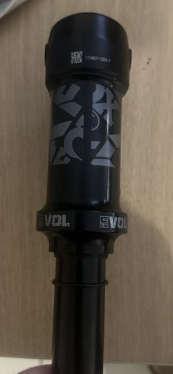 FOX FLOAT X PERFORMANCE ELITE 205x60