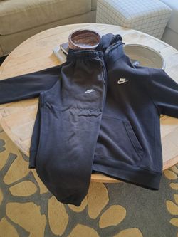 Nike hoodie and Pants Set size L