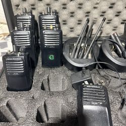 Motorola Vx-261 Radios 