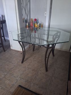 Table and 4 chairs