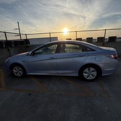 2014 Hyundai Sonata Hybrid