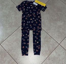 Old Navy Baby / Toddler Girl’s 2 Piece Pajamas Set, Size 6-12 Months, 5t
