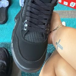 Jordan Retro 4