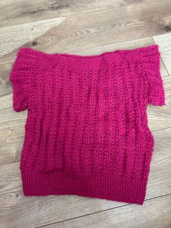 Small Hot Pink Knit Off-Shoulder Short Sleeve Top