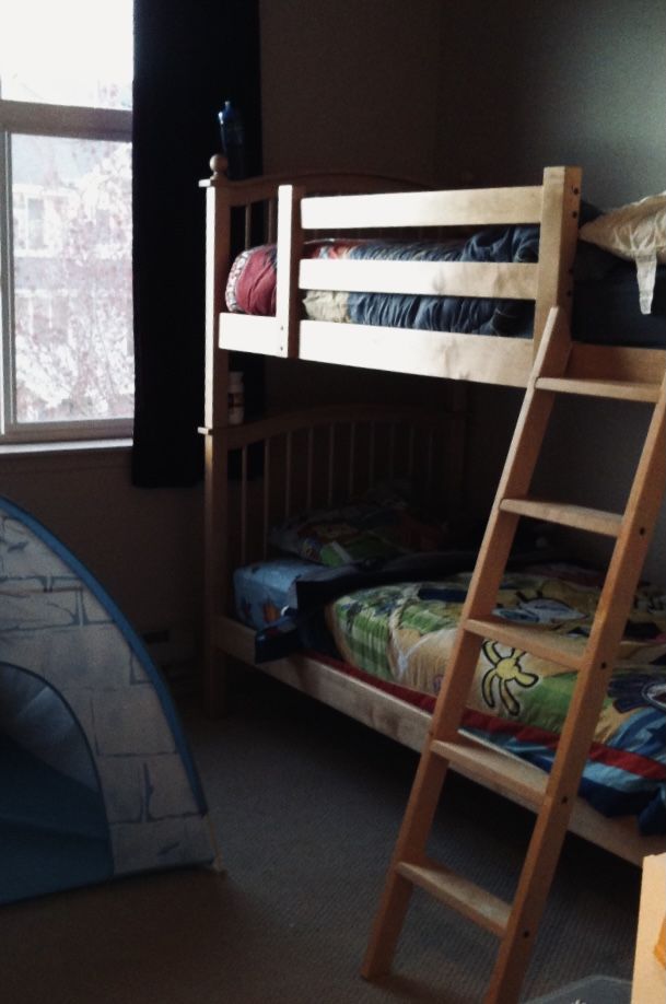 CUTEST WOODEN BUNKBED