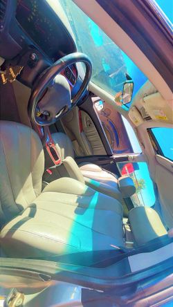 V6 Mitsubishi  car