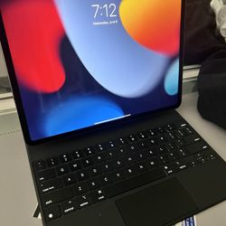 12.9-inch iPad Pro (4th generation )