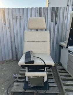 2 Enoch medical chairs