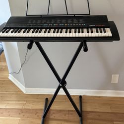 Yamaha Piano Keyboard