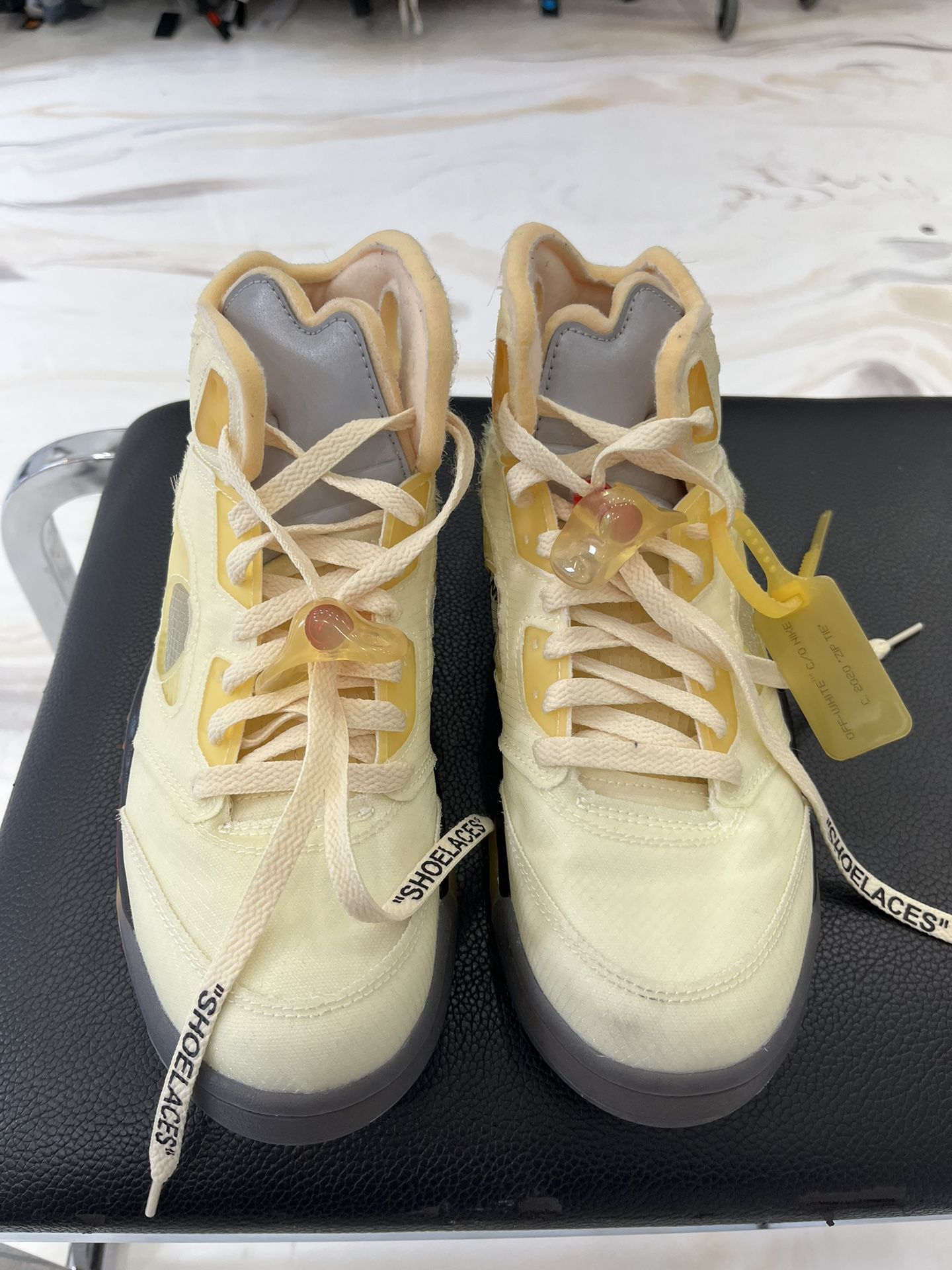 Jordan 5  X Off White Sail Size https://offerup.com/redirect/?o=OC5VUw== Pre-owned 