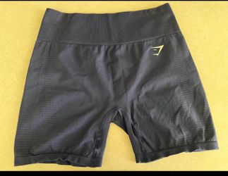 Gym shark shorts ,size L