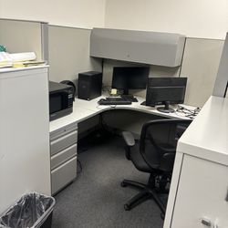 Cubicle Work Station 64H 6x6 