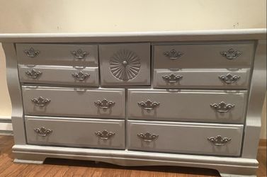 Grey dresser