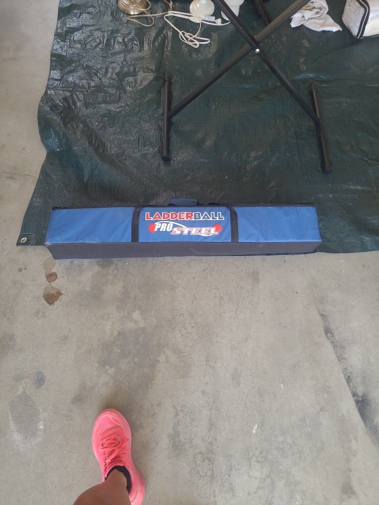 Ladder Ball Game