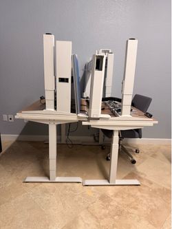 Motorized office Desk