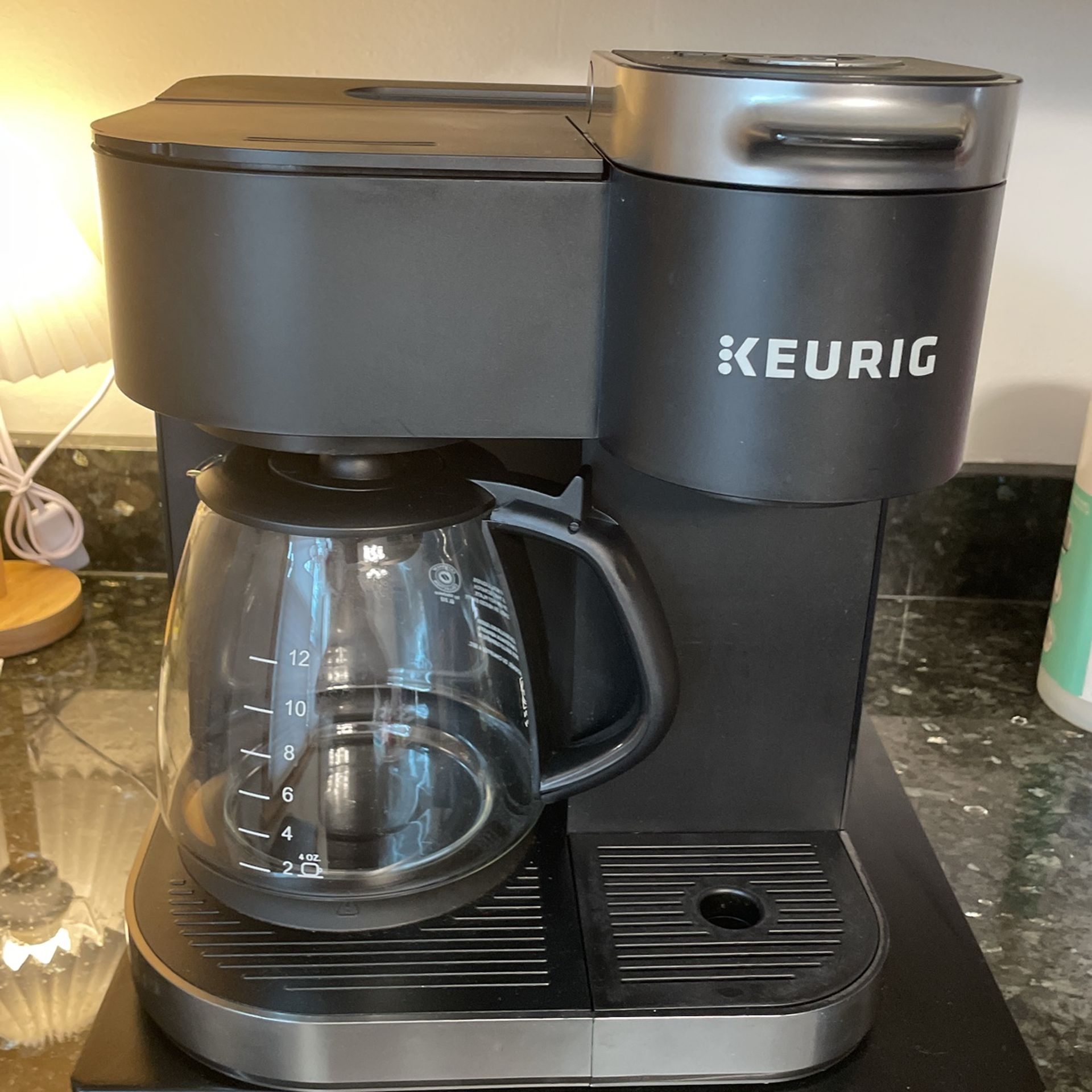 Coffee Maker With Carafe and Single -Serve Option. Pod Drawer Included.