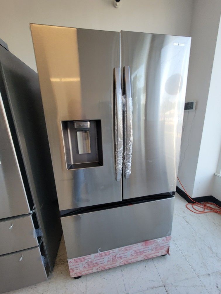 Stainless Steel French Door Refrigerator New Scratch And Dent With 6months Warranty