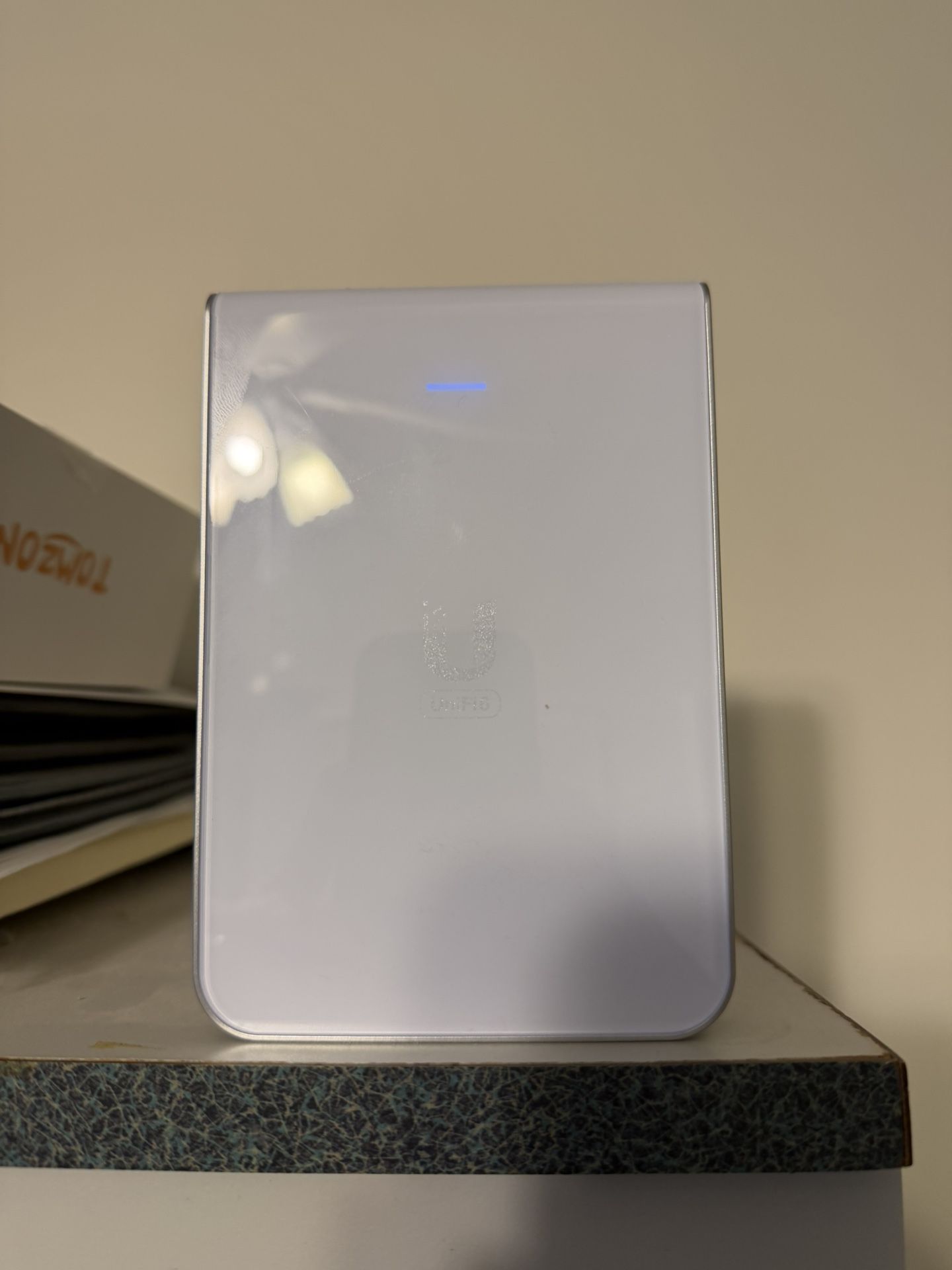 Unifi u6 In Wall access Point
