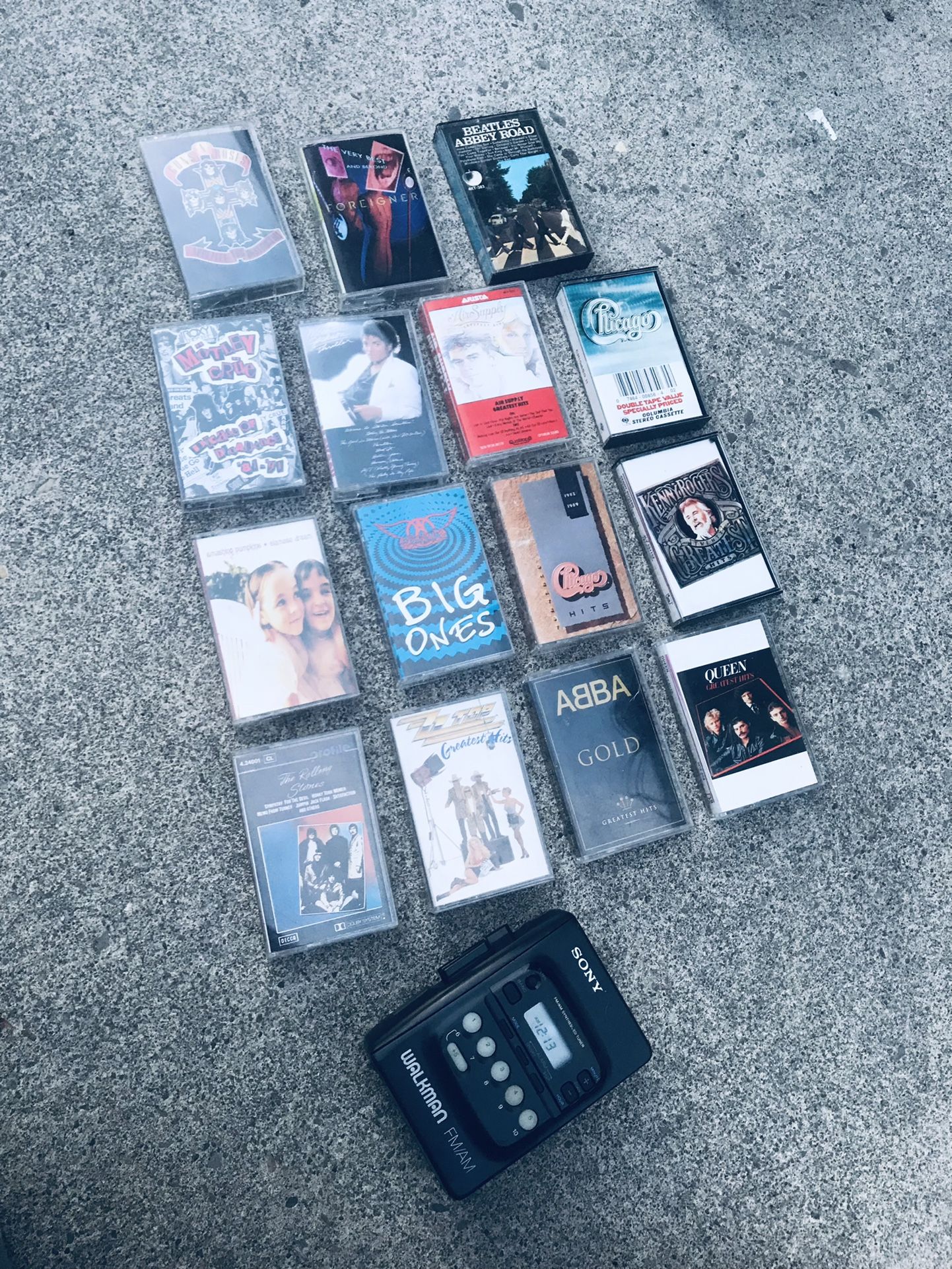 Sony Walkman And 15 Rock Cassette 📼
