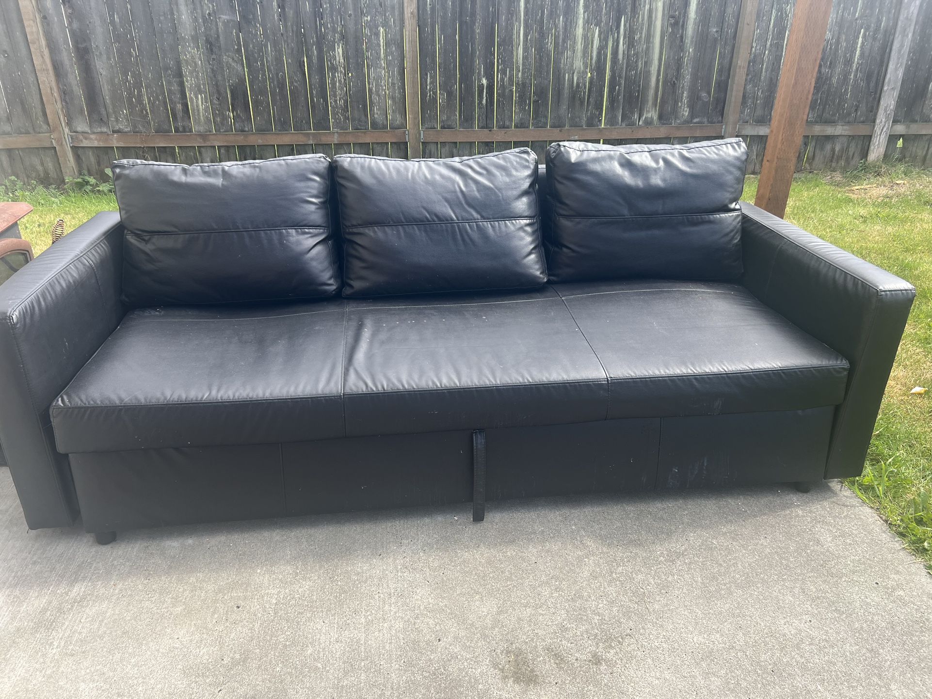 IKIA sofa bed