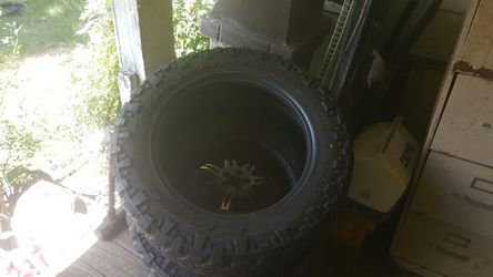 33 inch x 13 why Nitto Trail Grapplers for 20 inch rims