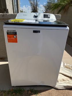 Maytag 4.8 cu. ft. Top Load Washer – Brand New