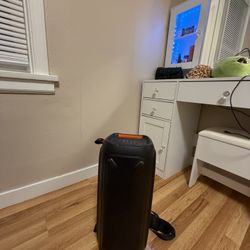JBL Party Box On-The-Go