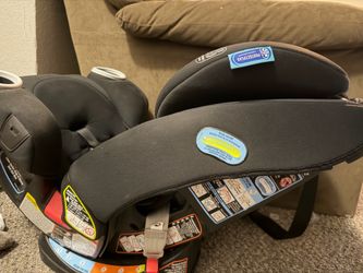 Graco car seat 4 in 1